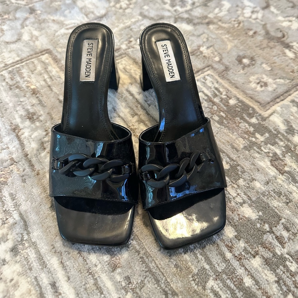 Steve Madden Glossy Black Chain Heels